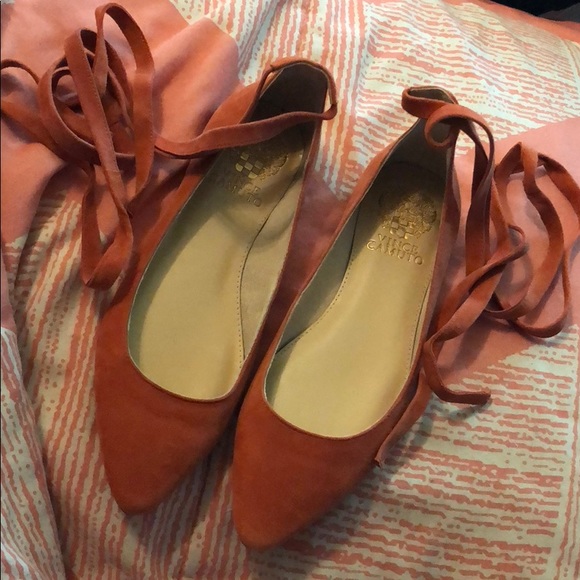 Vince Camuto Shoes - Bevian Flat - Papaya